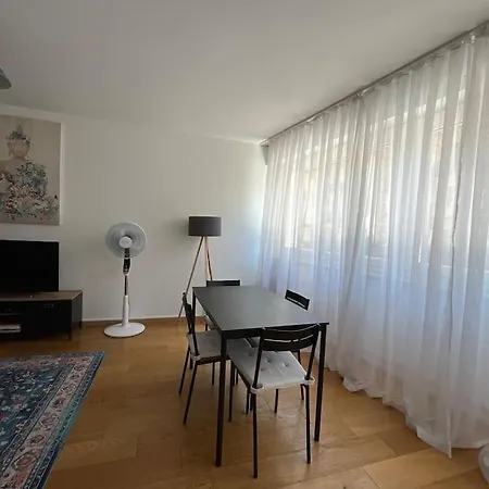 85m2 Au Centre-ville à 2 Pas Du Jet D'eau *